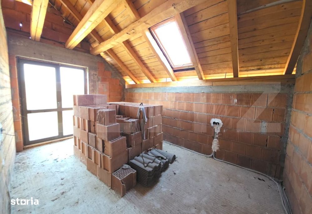 Teren 10 ari cu casa la rosu 240 mp cu plus garaj–Valea Rusului, pan