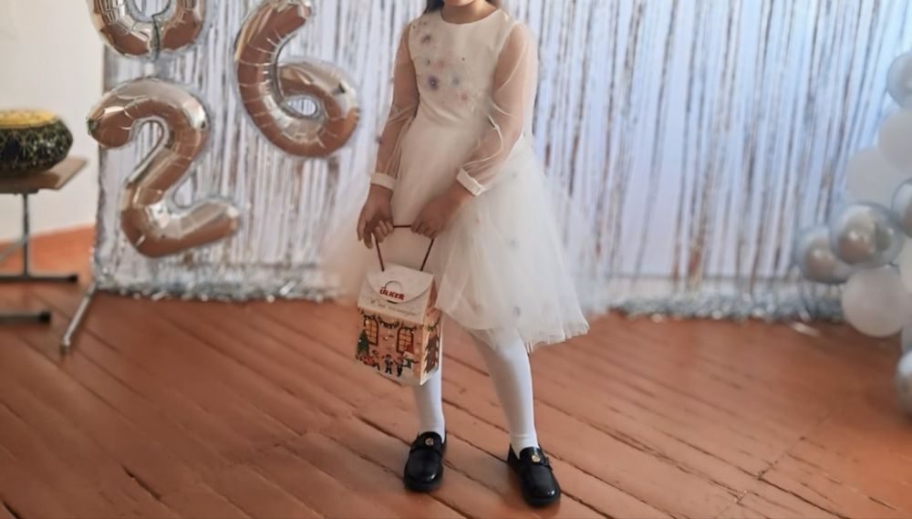 продам белое платье