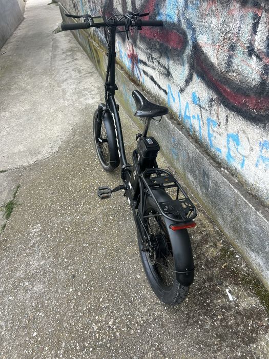 Bicicleta electrica avaka aproape noua