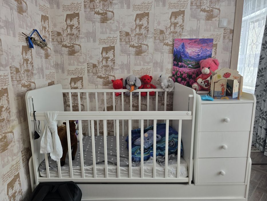 Продам детскую кроватку