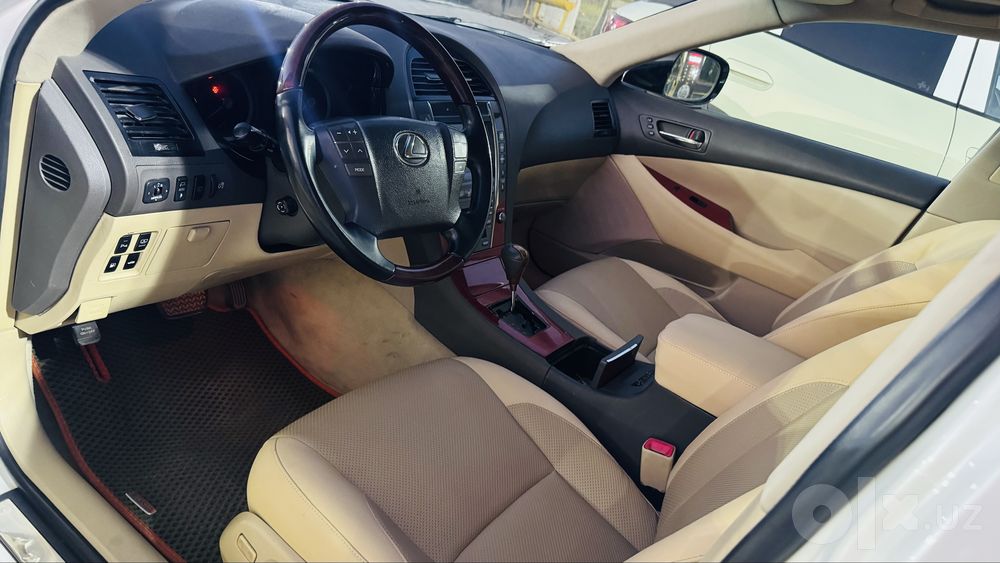 Lexus es 350 sotiladi