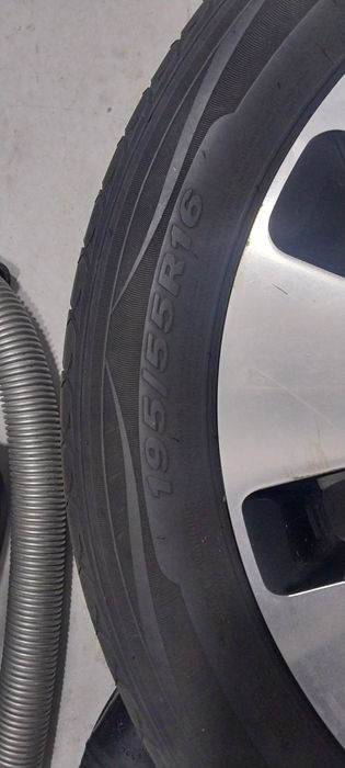 Продам колесо летнее