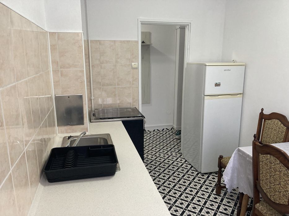 Inchiriez apartament 2 camerea Terezian Parc