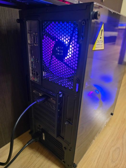 Настолен компютър