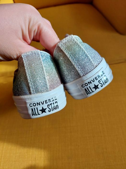 Converse marimea 39