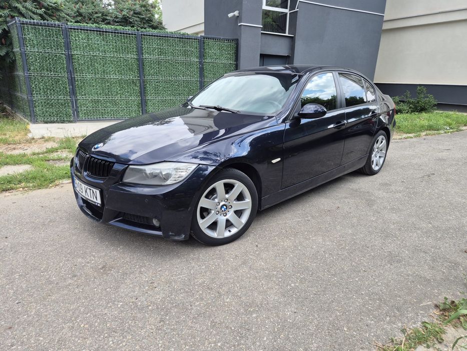 Vand sau schimb  BMW 320  ofer diferenta