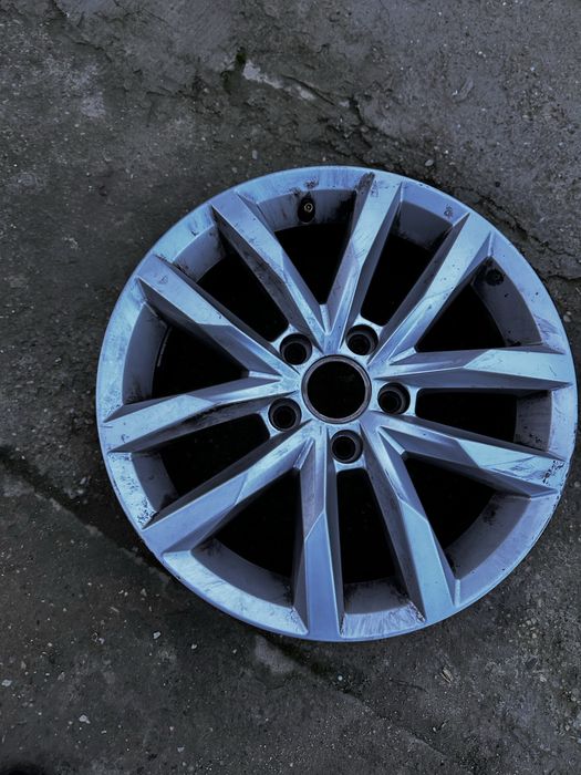 Jantă aliaj r16 vw passat b 8.cod:3g0601025.