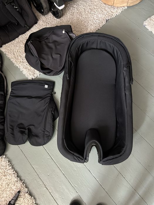 Детска количка Stokke Xplory X + кош за новородено Black