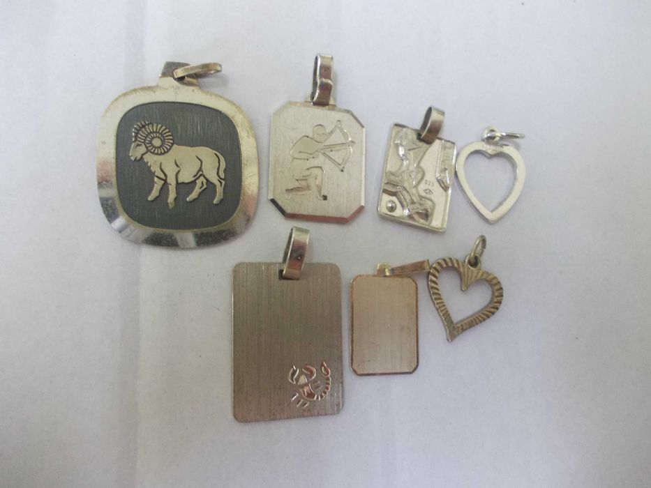 Lot medalioane coliere pandantive vechi din argint zodii