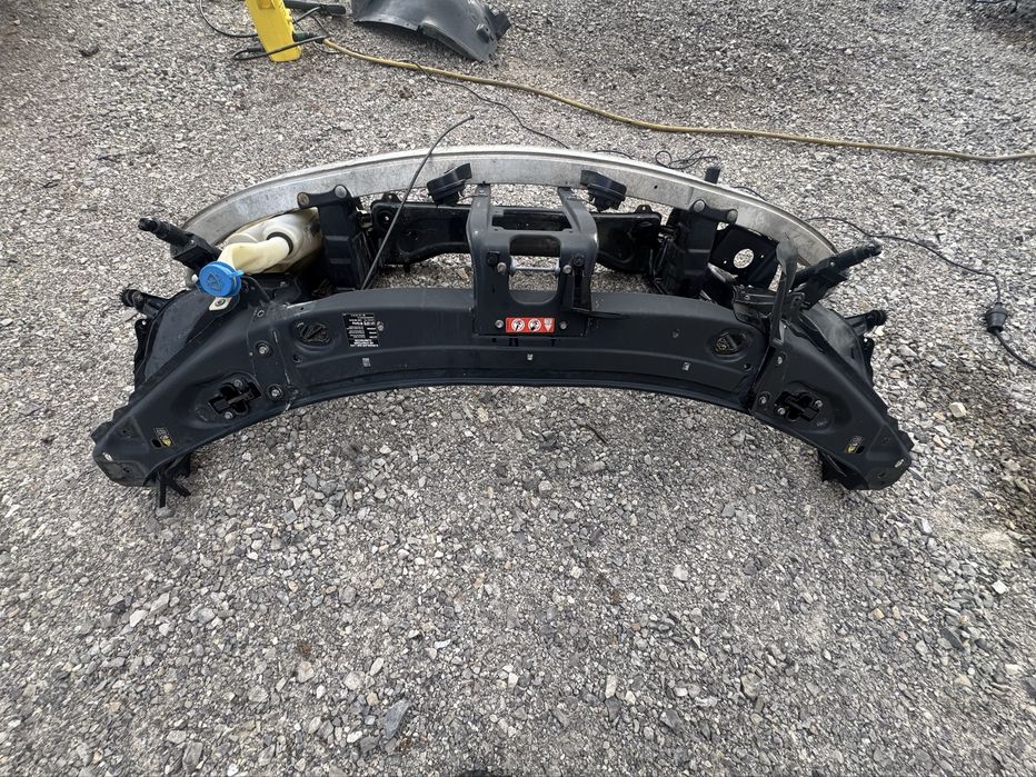 Очиларка с основа на предна броня за Мерцедес Гл 164