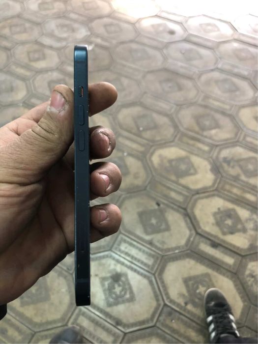 Iphone 13 holati zur