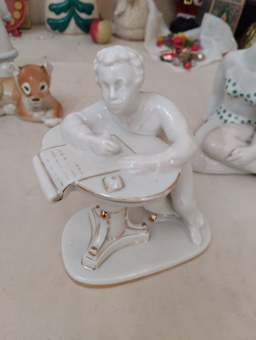 Фарфоровые статуэтки советские