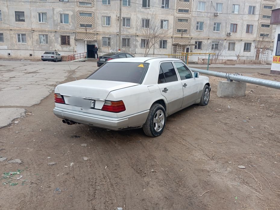 Мерседес 124 2об