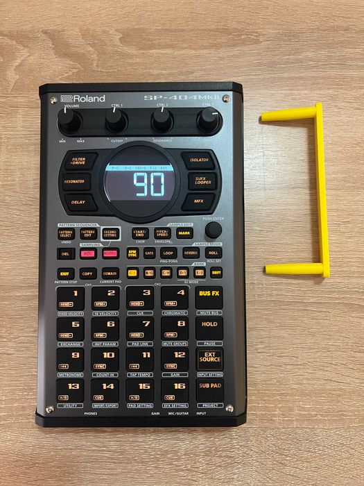 Roland SP-404 MKII