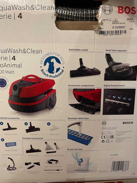 Aspirator cu spalare Bosch BWD421PET, 2100 W, filtru Hepa, perie turbo, perie saltea, reglare electronica a puterii, Rosu