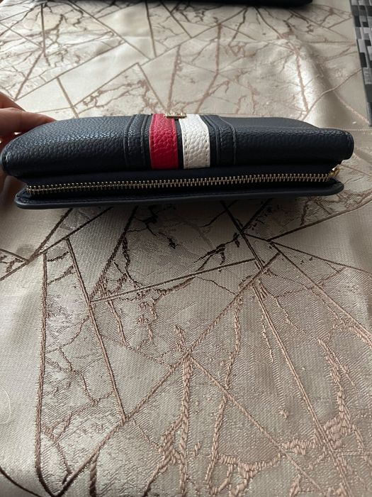 Оригинално кожено портмоне TOMMY HILFIGER