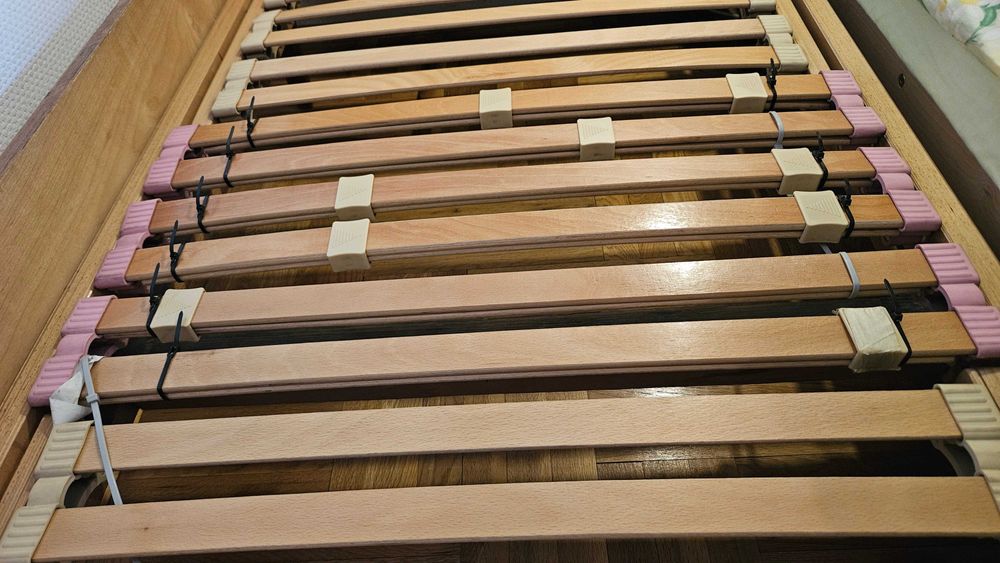 НАМАЛЕНА ЦЕНА! Подматрачни рамки 2 бр. За легла 82/186 см.