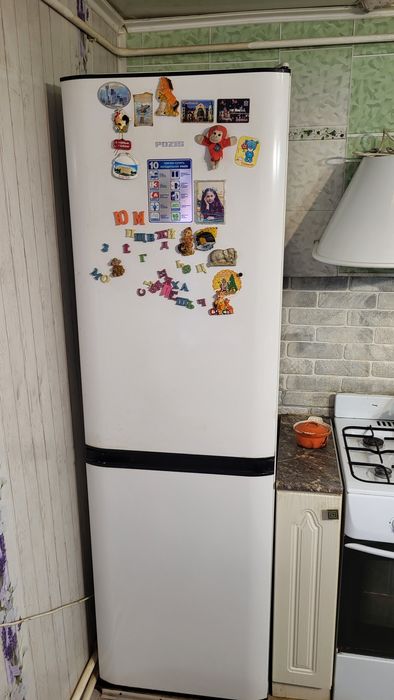 Холодильник позис.