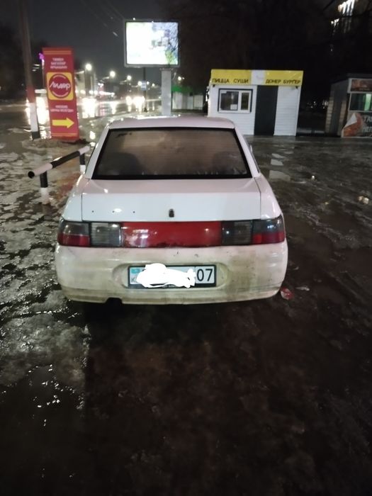 2110 корбурятор 1999г торг есть