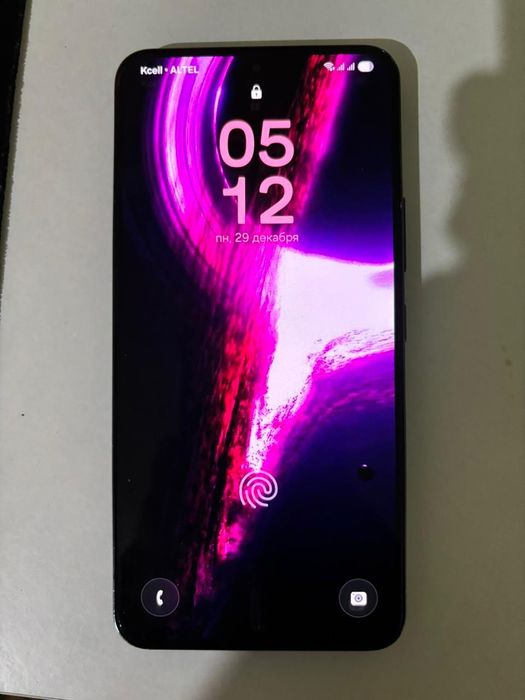 Samsung S22 в идеальном состоянии