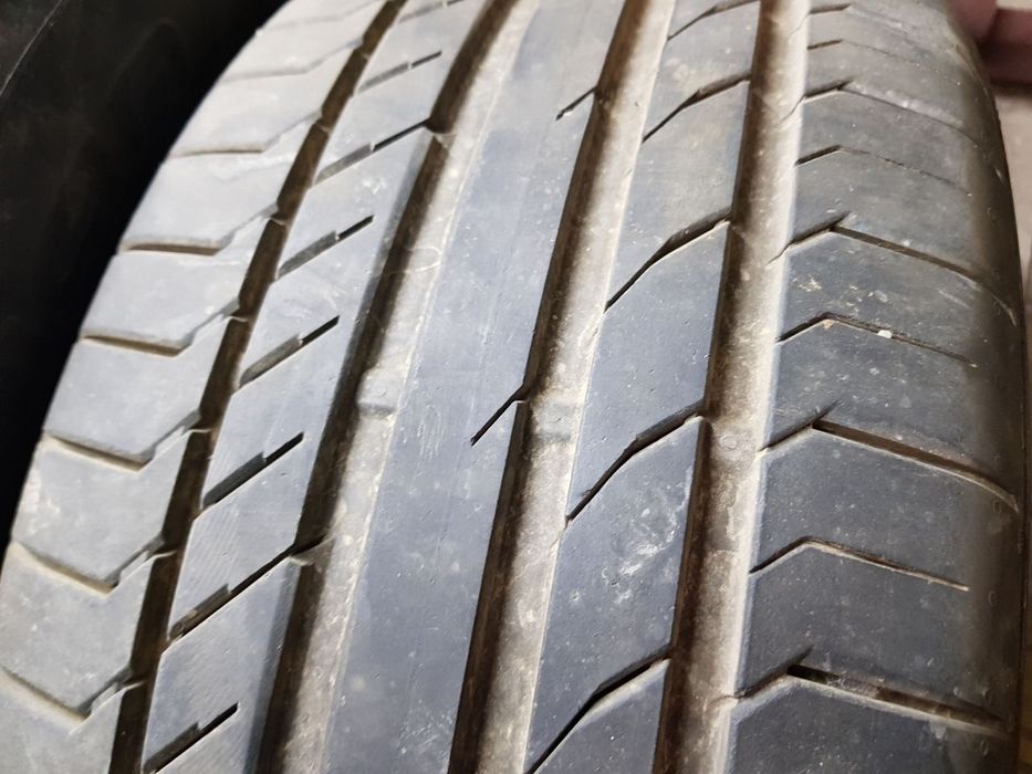 Шины Continental 235x50x18