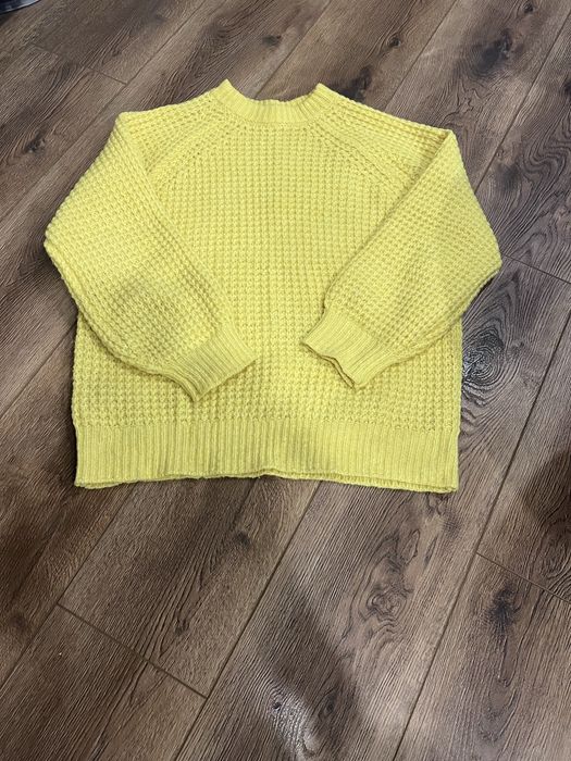 Пуловер Mango.