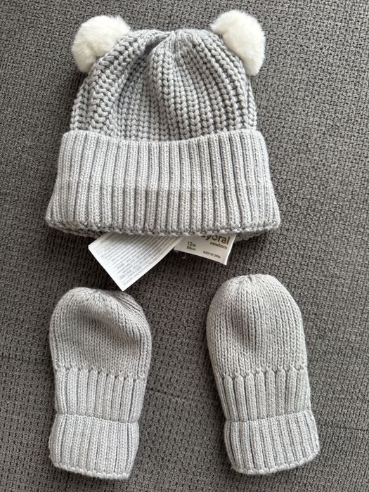 Mayoral - вълнена шапка и ръкавици размер 12 месеца