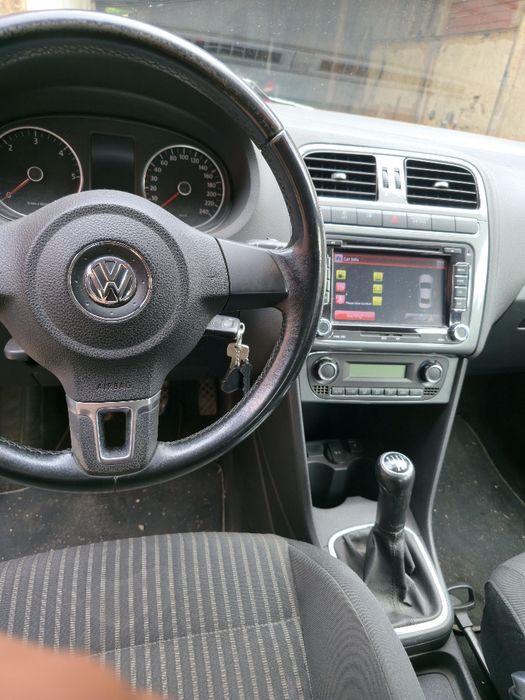 VOLKSWAGEN Polo 2010 — imagine 5