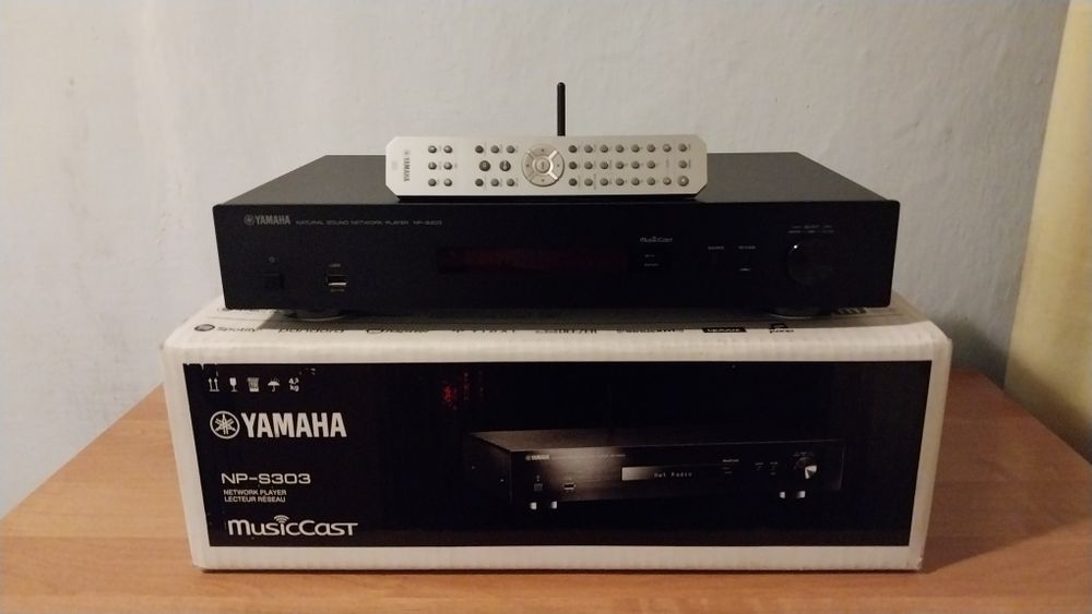 Yamaha NP-S303 Hi-Fi сетевой проигрыватель Стриммер