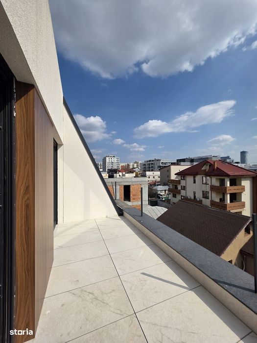Apartament cu 4 camere de inchiriat in zona Aviatiei