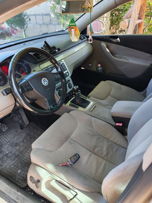 Volkswagen Passat 2.0 TDI 140 CP – 2009 – 250.000 km