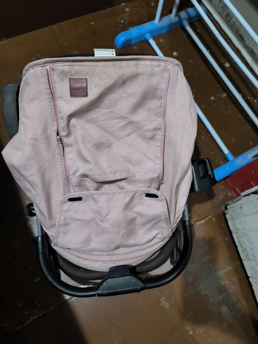 Срочно продаю коляску