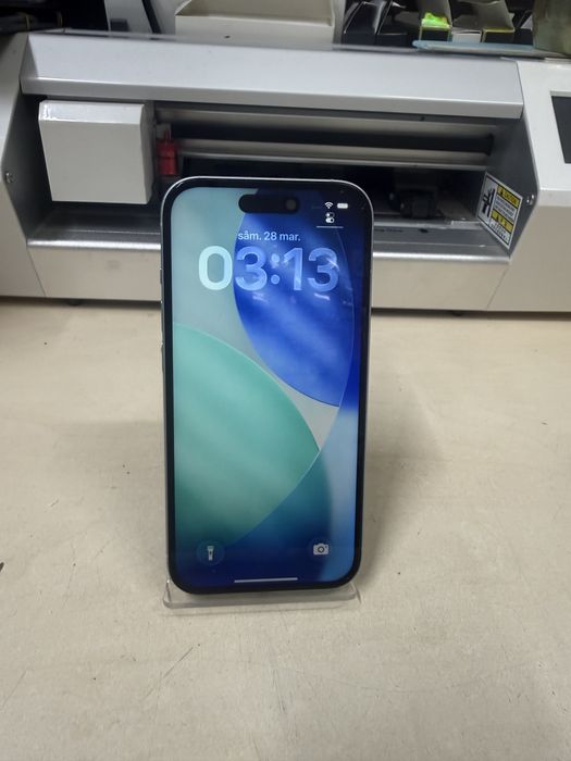 Iphone 15 / 256 gb / garantie