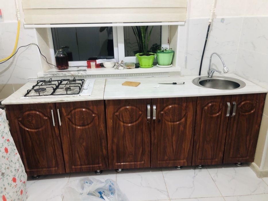 Кухонный шкаф сатылады б/у