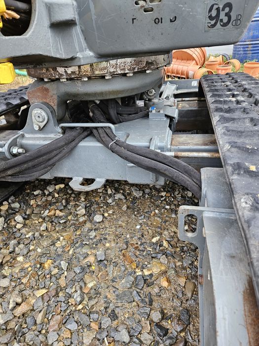 Miniexcavator powertilt