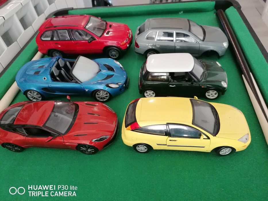 Machete auto scara 1 24, cu defecte