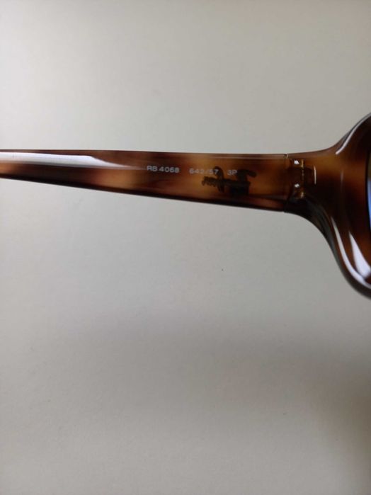 Ray-Ban RB4068 642/57 Polarized оригинални слънчеви очила