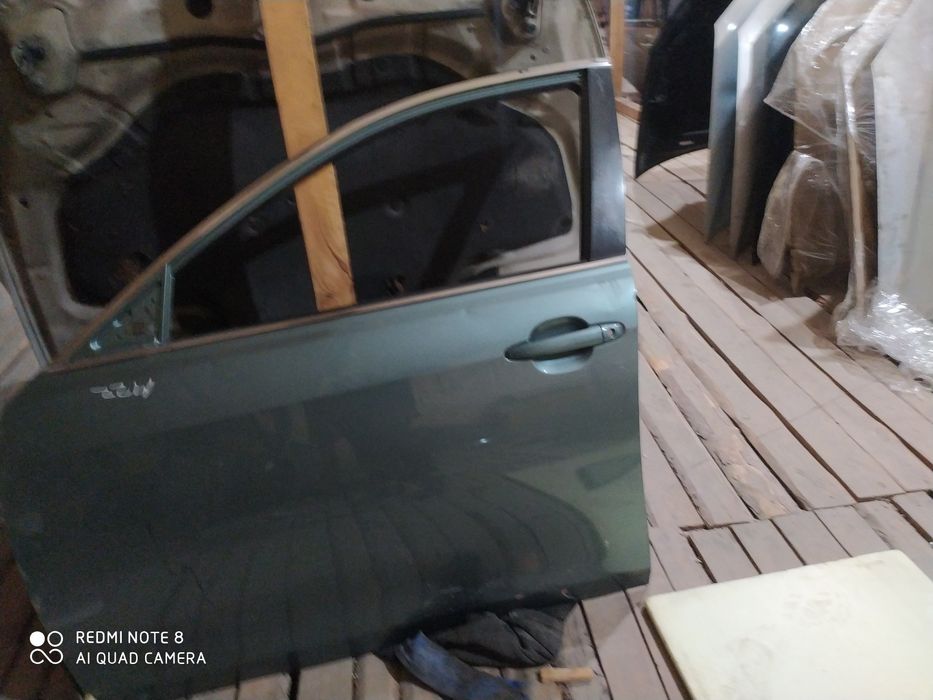 Toyota camri 40 двери