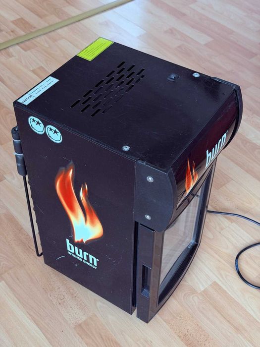 Mini Frigider Burn