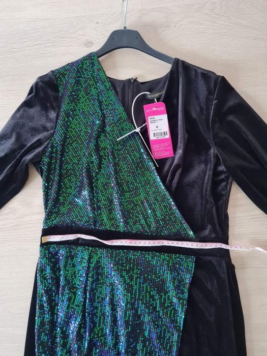 Rochie de ocazie, mărimea 46.
Nouă cu etichetă.
Lungime: 100 cm
Talie: