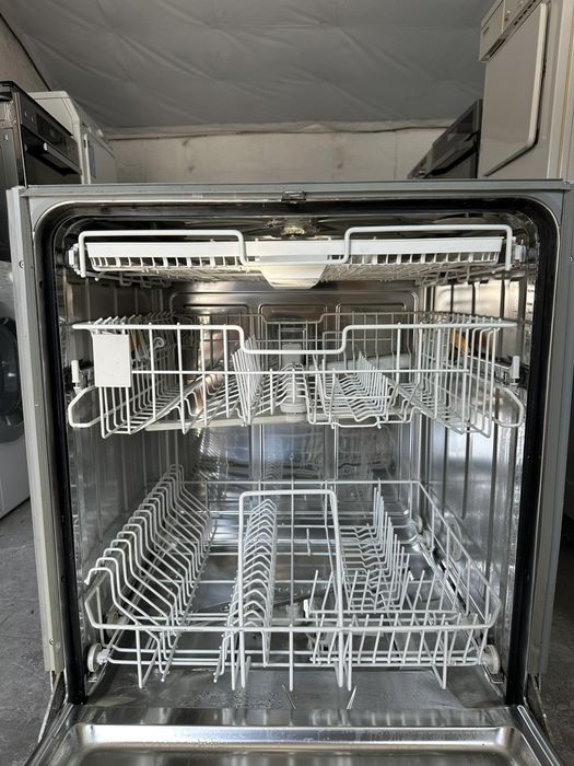 Съдомиялна +гаранция 1 година. MIELE 60 см, за вграждане . Безплатна доставка за София