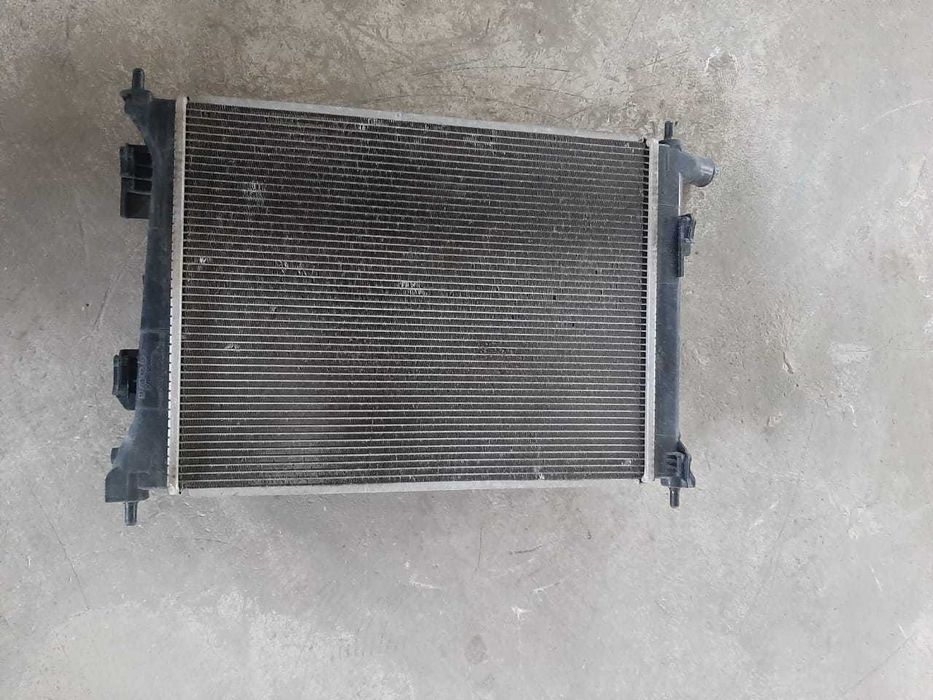 радиатор б/у Хюндай