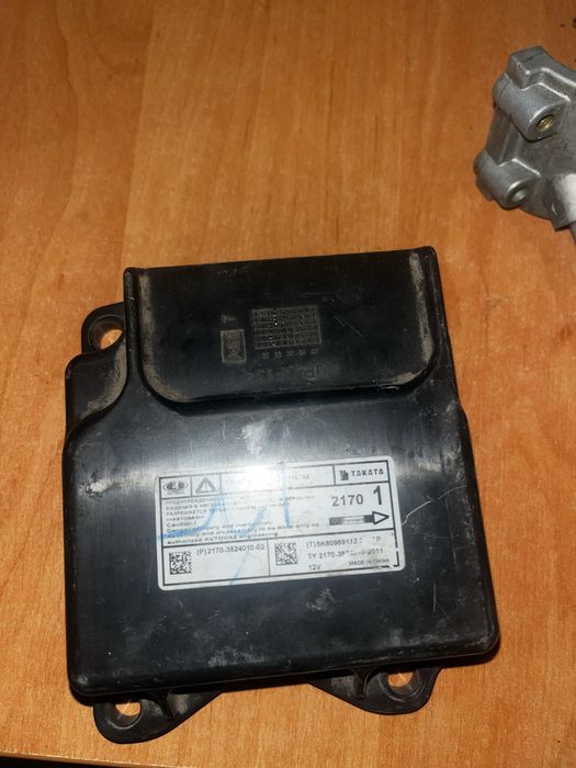 Запчасти на приору