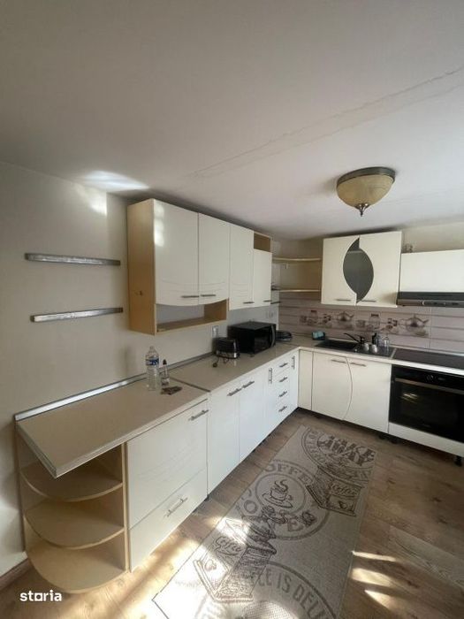 Casa individuala 200 mp, teren 4.5 ari, zona Vasile Alecsandri