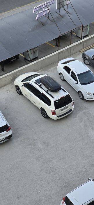 Kia Carnival miniven