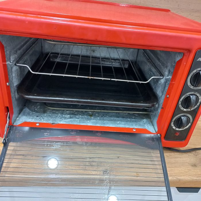 Продам отличный духовой шкаф
