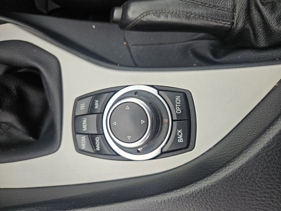 Stopuri bmw x1 e84 lci