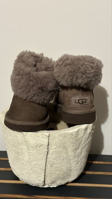 UGG Saniya Shearling Mini Baby 22,5 EU