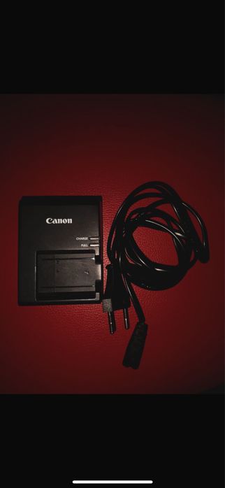 Фотоапарат canon 4000d