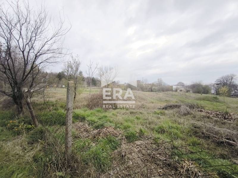 Страхотен равен парцел в местността Халилово